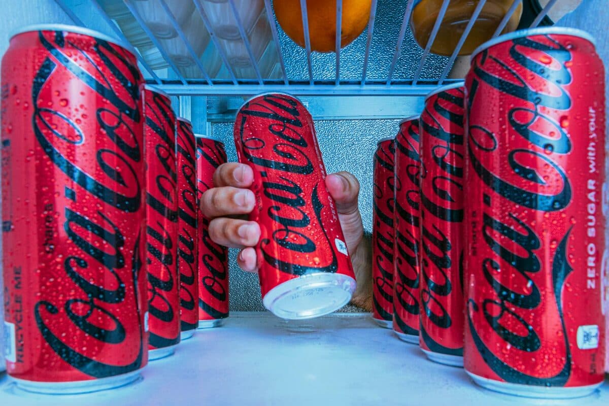 Éliminer les mauvaises odeurs du réfrigérateur : astuces naturelles [Astuce] — astuce nettoyage