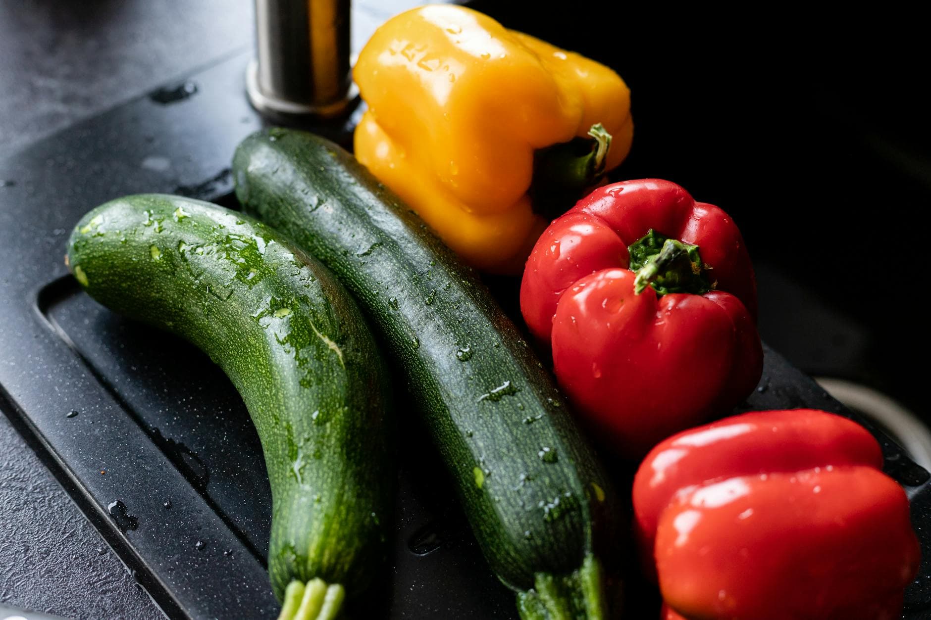Garder la couleur vive des légumes verts à la cuisson [Facile] — astuce cuisine BonneAstuce.fr
