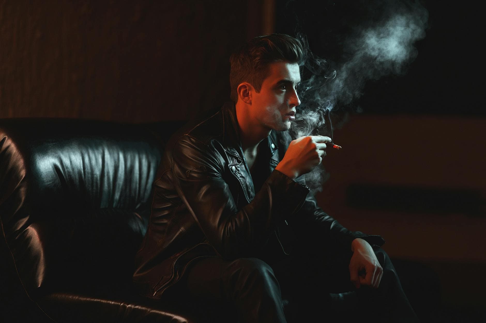 Éliminer l'odeur de cigarette dans un appartement [Astuce] — astuce nettoyage BonneAstuce.fr