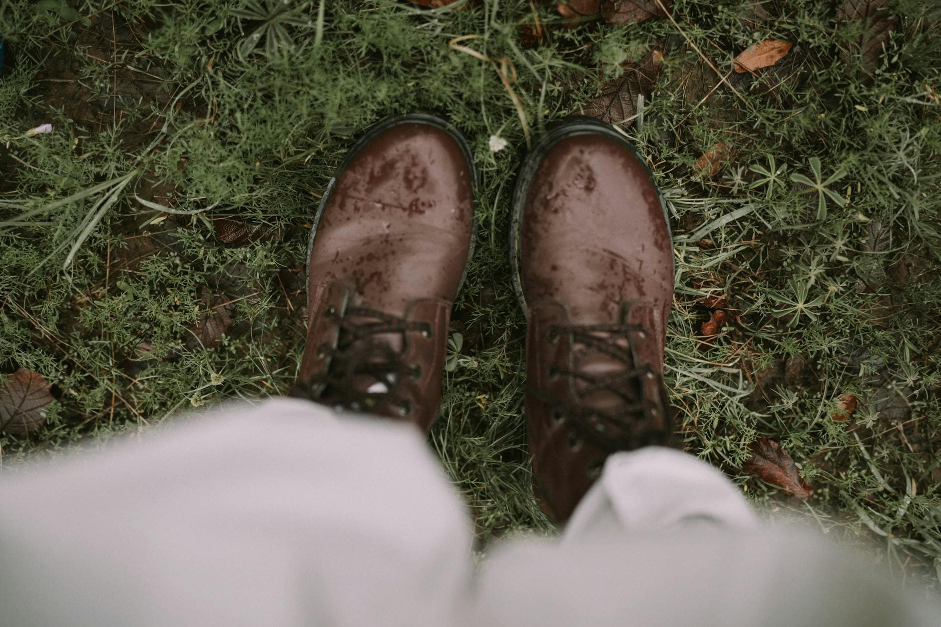 Imperméabiliser des chaussures avec la cire : guide complet pour toutes matières [Facile] — astuce bricolage