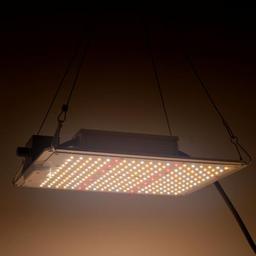 AGROLIGHT panneau LED Quantum Board 120 W full-spectrum dimmable