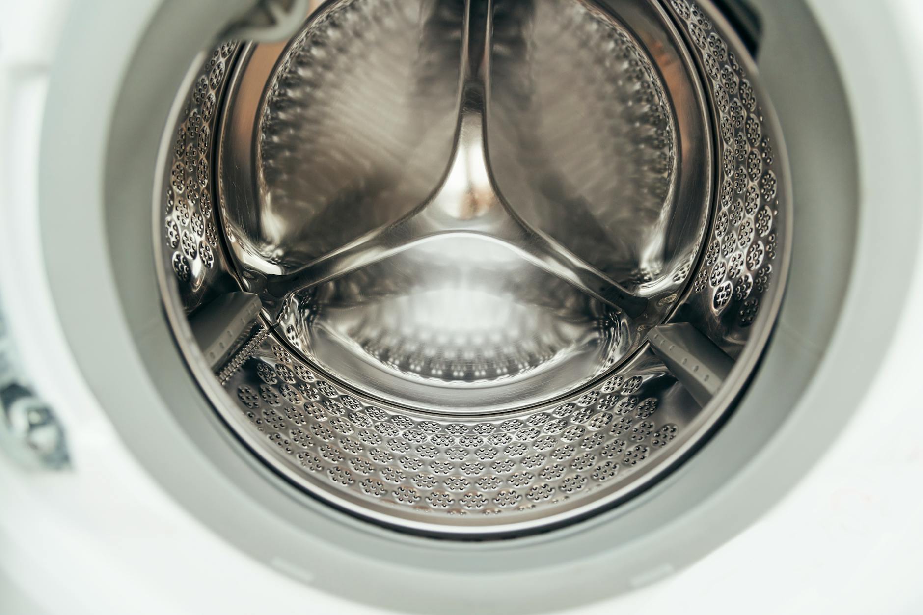 Comment nettoyer un lave-linge qui sent mauvais : guide complet [Astuce]