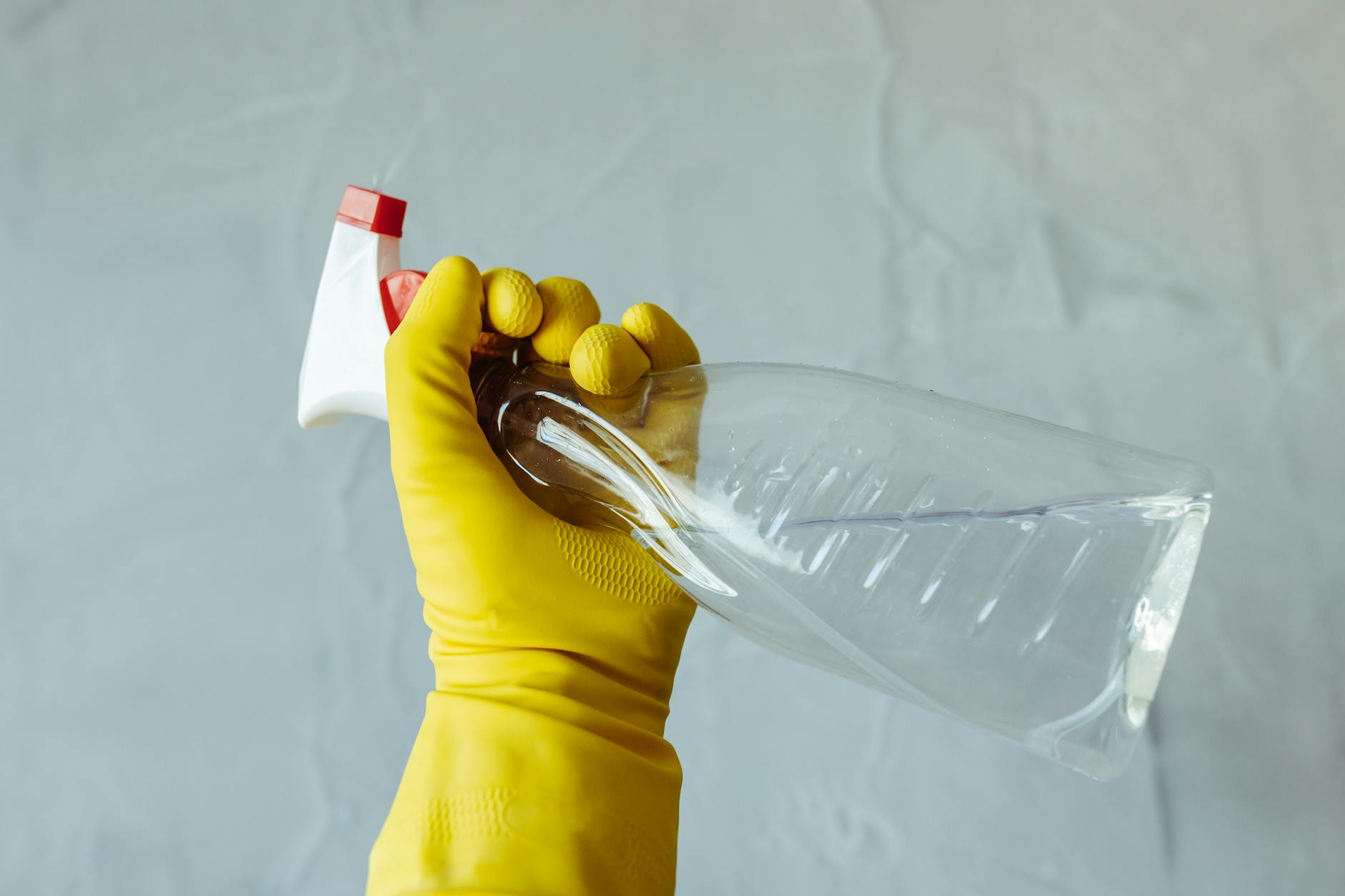 Désinfecter la maison sans produits chimiques [Astuce]